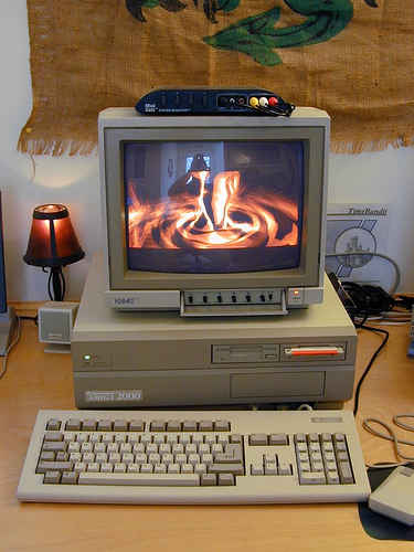 Amiga 2000 by blakespot
